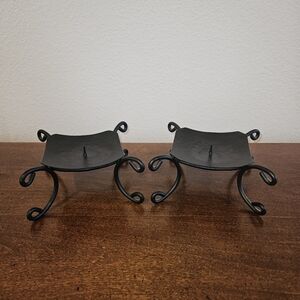 Elegant Black Metal Wall Sconces